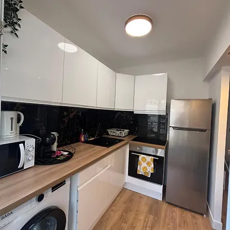 Spacieux Proche Gare Apartmán