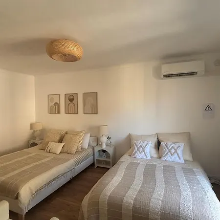 Spacieux Proche Gare Apartmán *