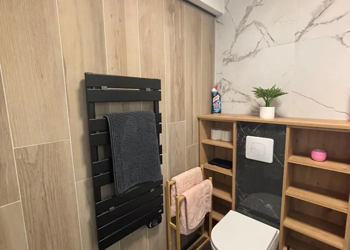 Spacieux Proche Gare Apartmán *